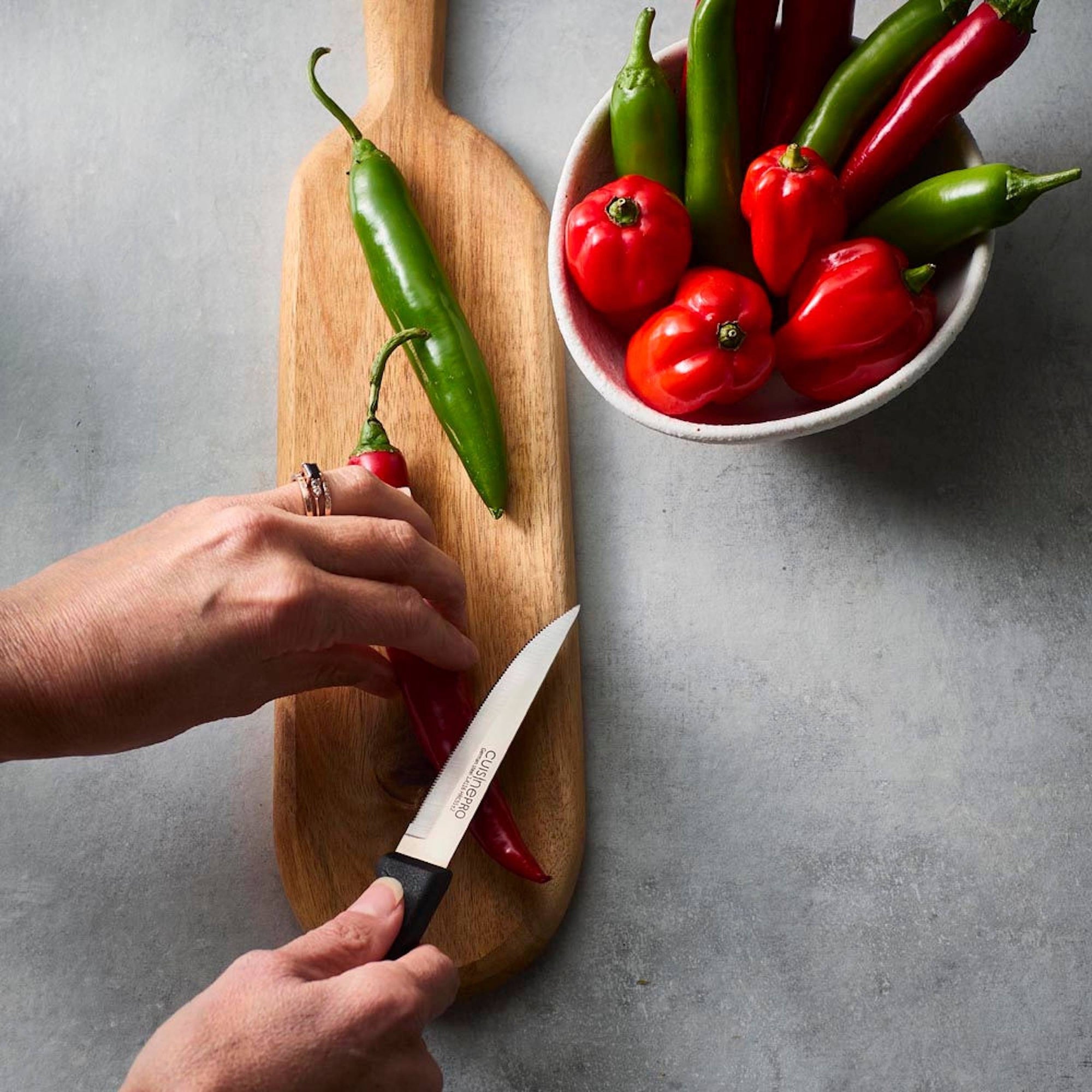 Cuisine::pro® CLASSIC 4in Serrated Paring Knife