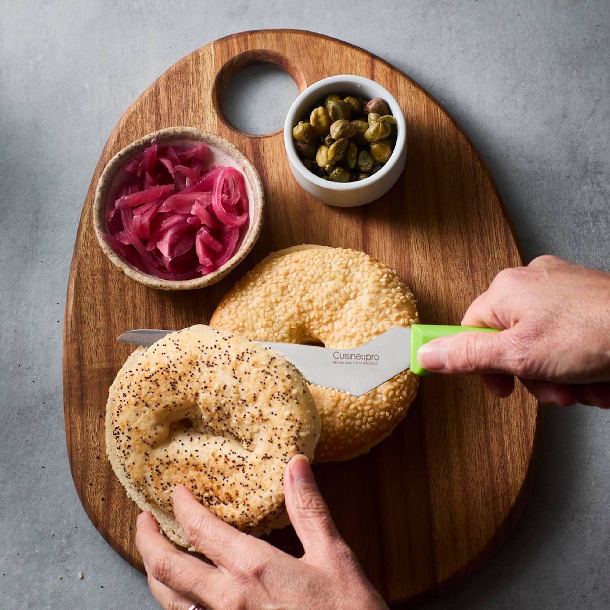 Cuisine::pro® CLASSIC 6in Offset Serrated Utility Knife