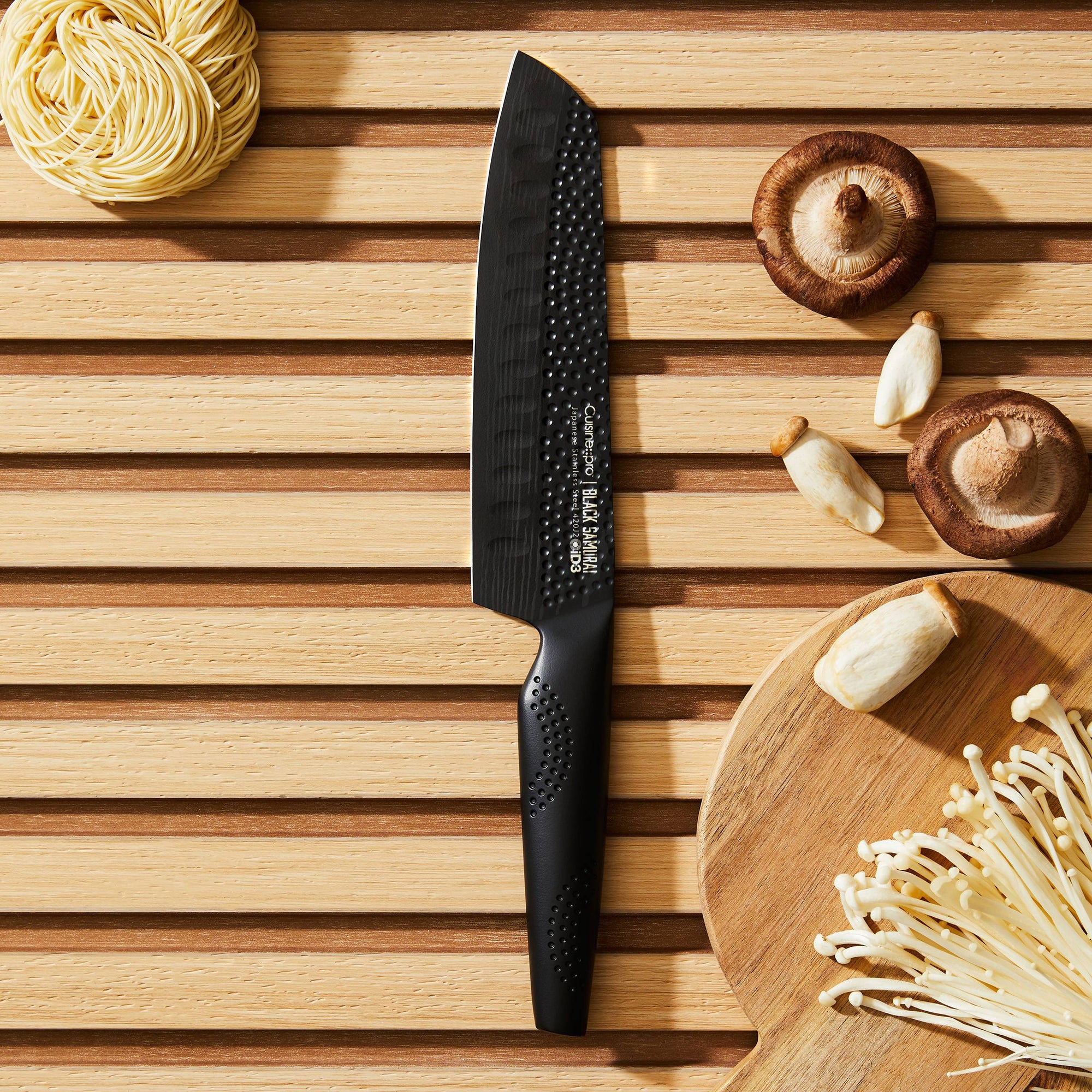 Cuisine::pro® iD3 BLACK SAMURAI™ Santoku Knife 7in