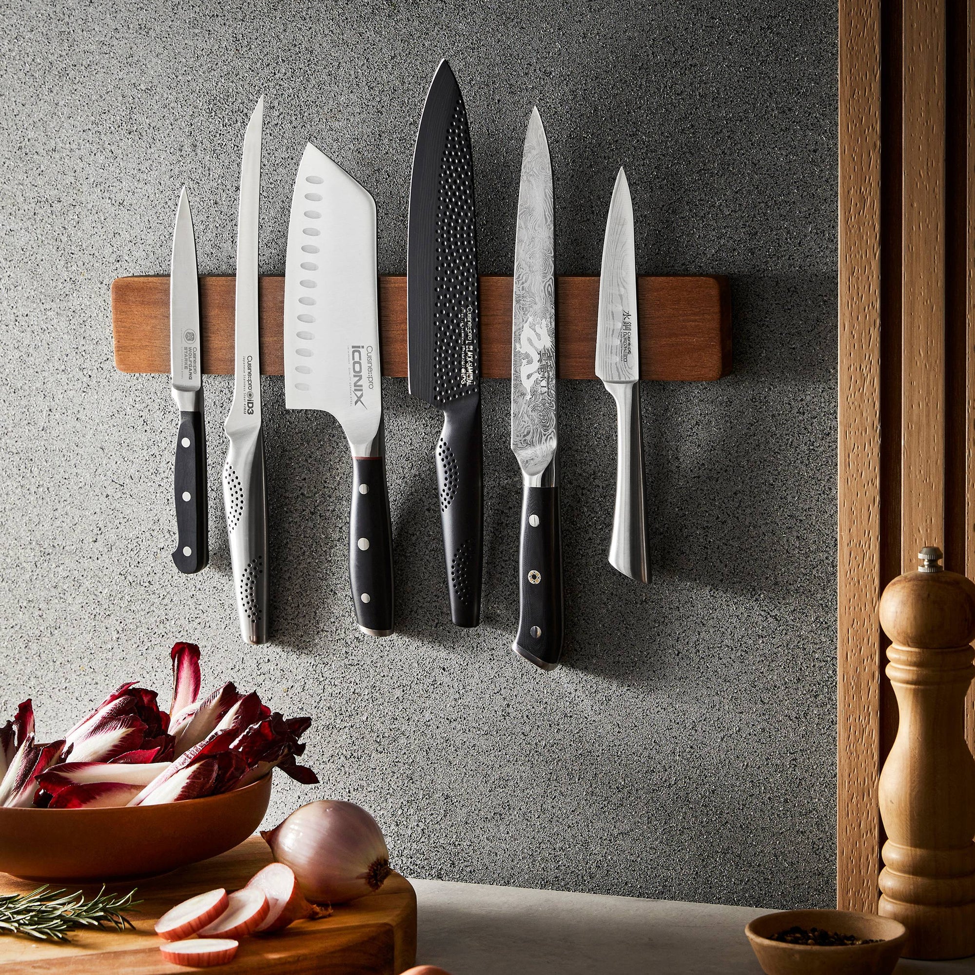 Cuisine::pro® iD3® Magnetic Acacia Wood Wall-Mounted Knife Holder